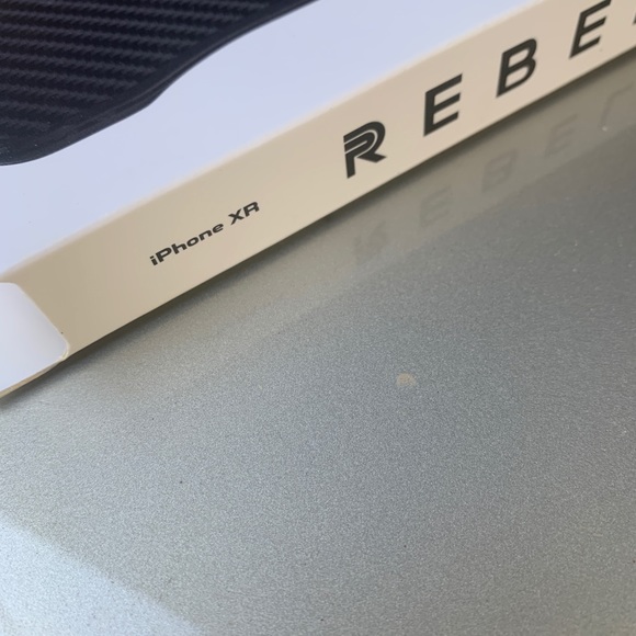 Rebel iPhone XR case. LNIB. Thin! - Picture 8 of 9